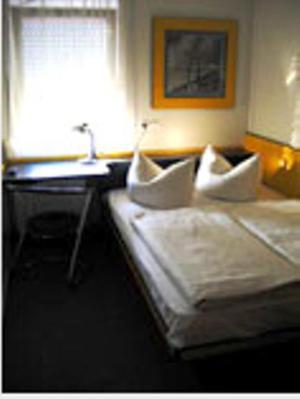 Motel Pelikan Dettelbach Zimmer foto